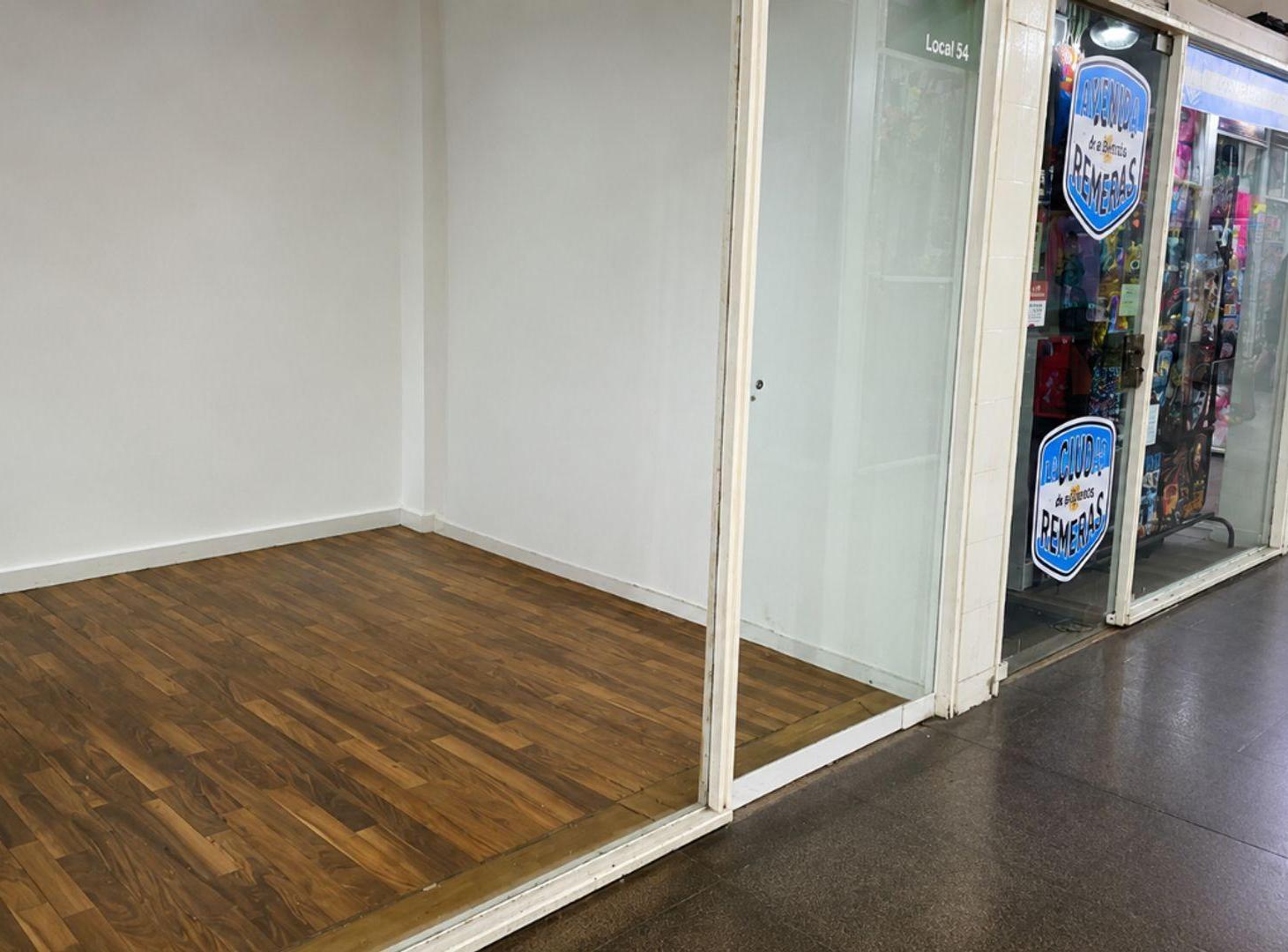 Foto de Local Galería Vía Roma Avellaneda ubic al ingreso!, imagen 4