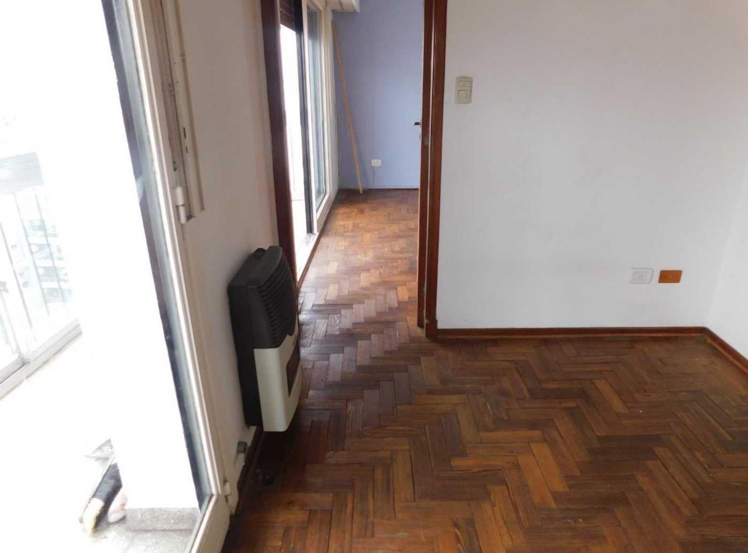 Foto de Alquiler depto 2 ambientes con balcon en Caballito, imagen 2