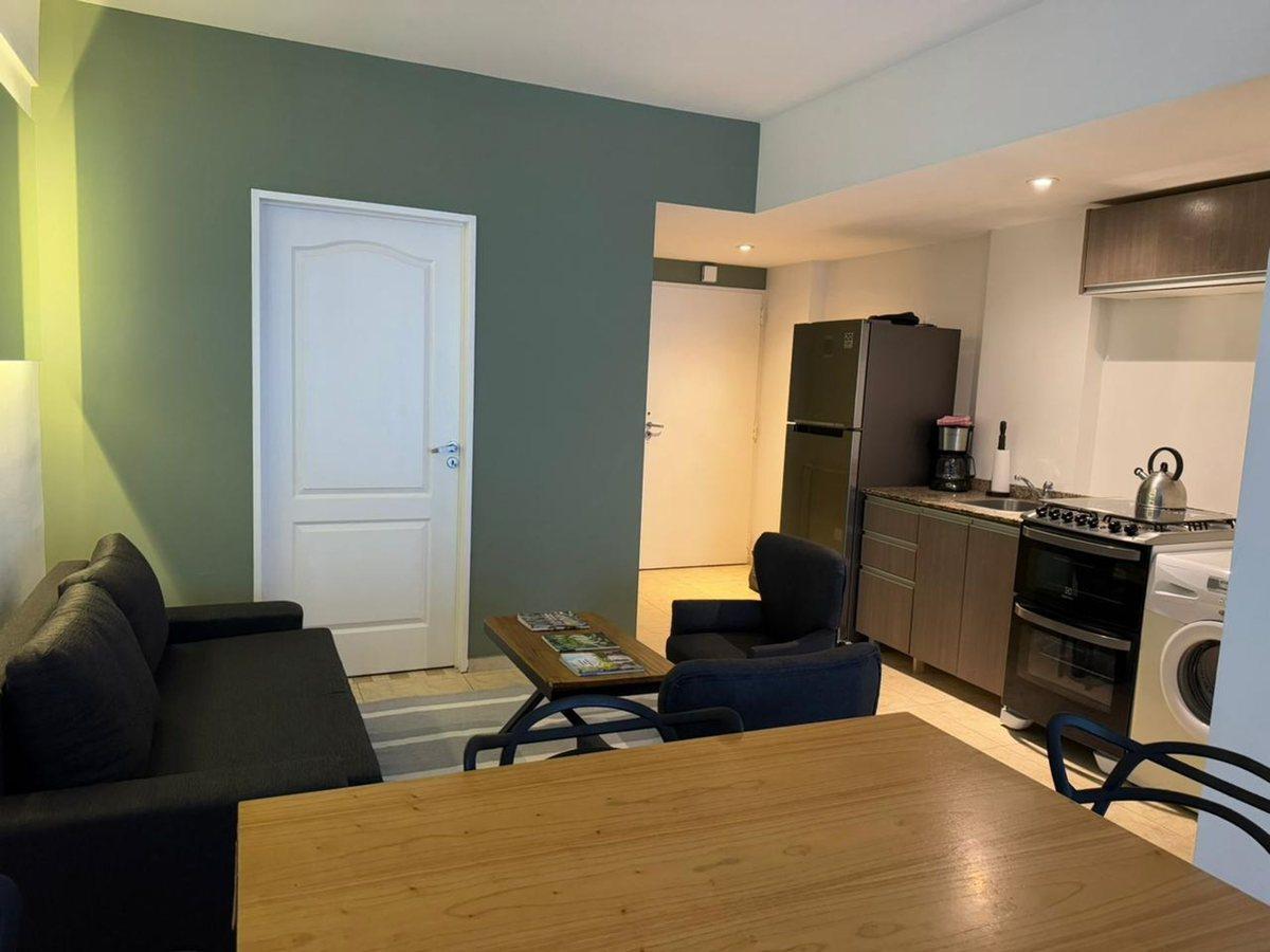Foto de VENTA DEPTO MONOAMBIENTE AMOBLADO, VILLA LURO, imagen 4