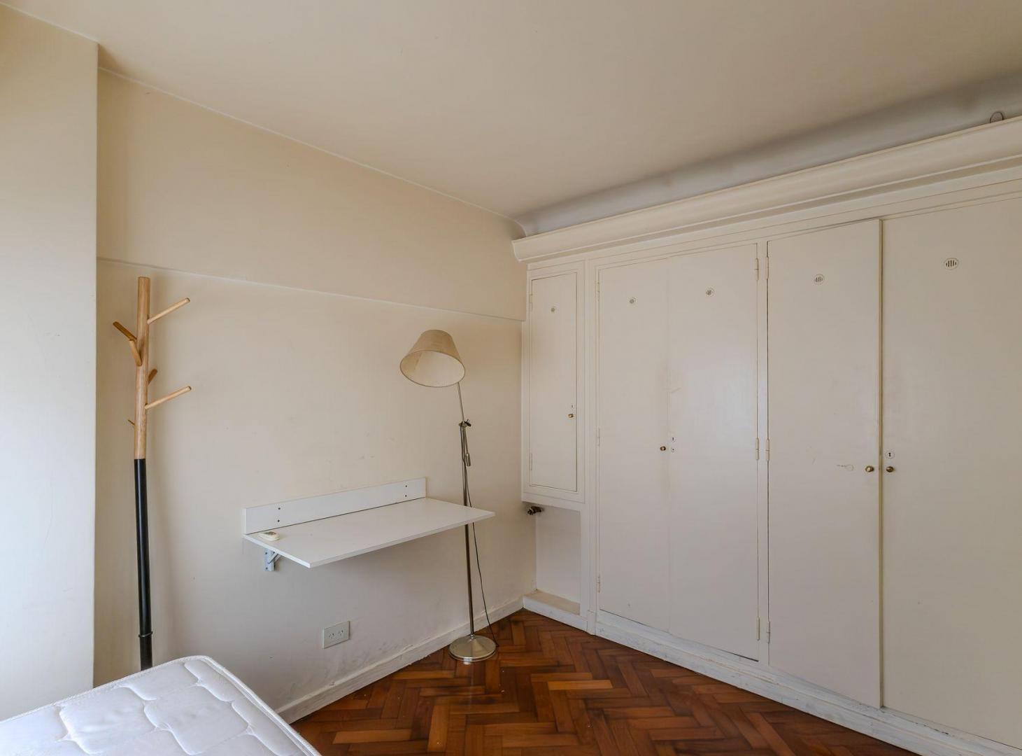 Foto de VENTA 2 ambientes RECOLETA. Inversion. Oportunidad, imagen 5