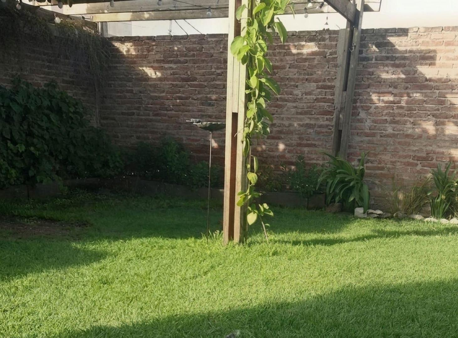 Foto de CASA VIVIENDA UNIFAMILIAR CON PILETA - RANELAGH, imagen 5