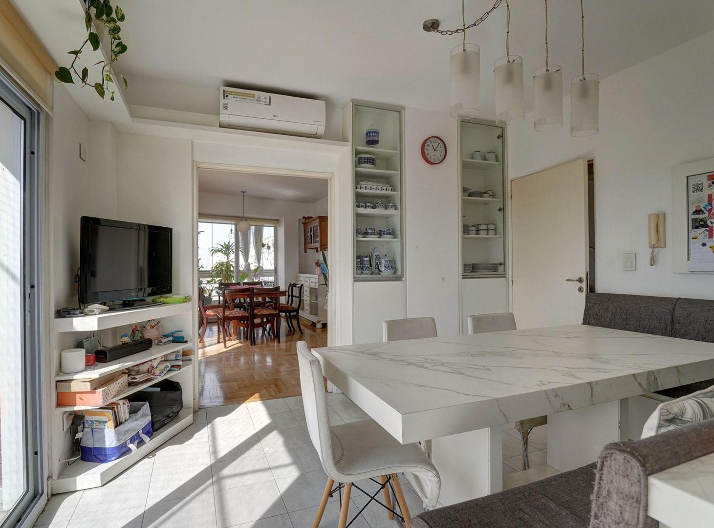 Foto de Venta Almagro depto 5 amb con balcon y cochera, imagen 3