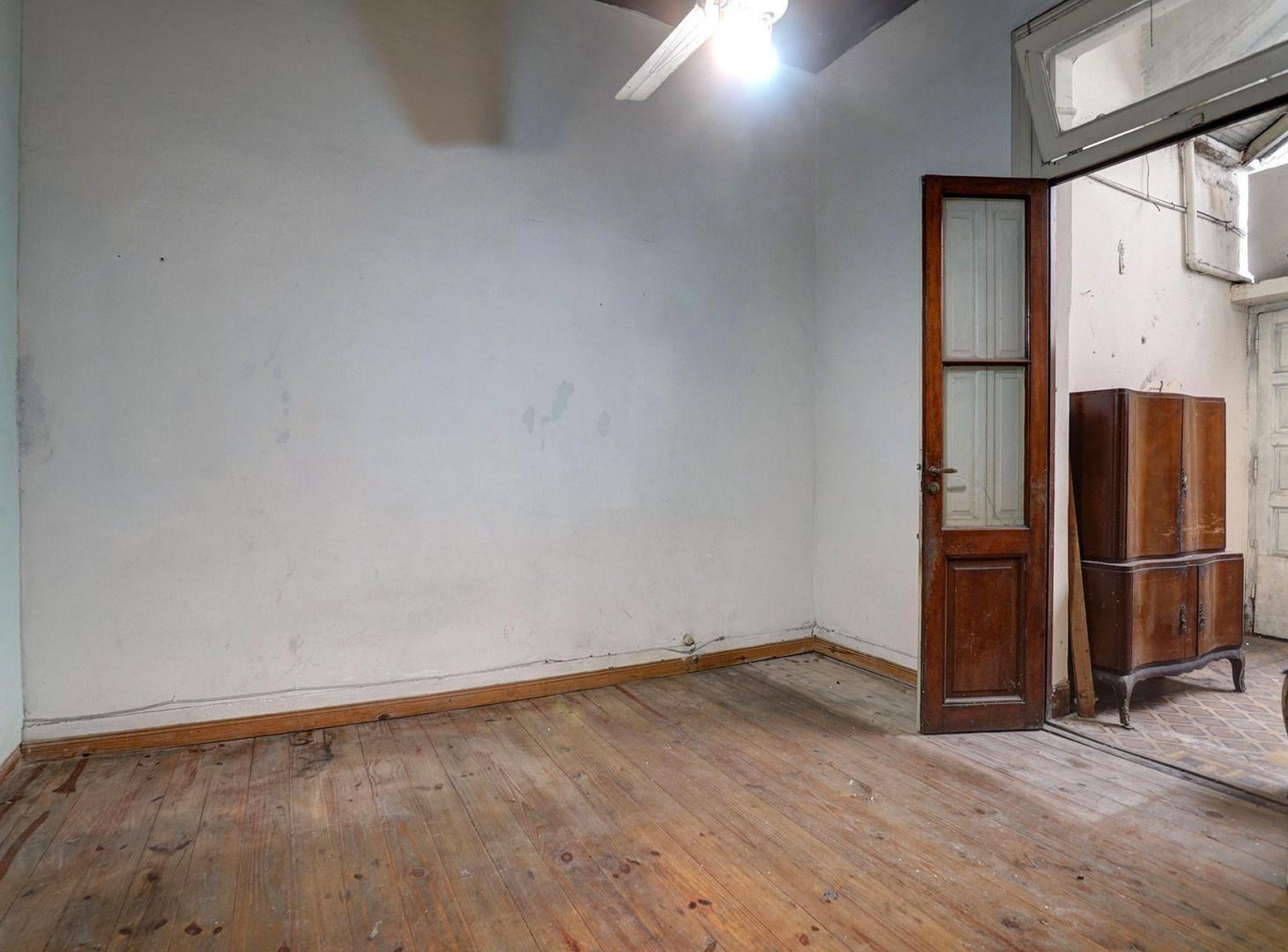 Foto de VENTA PH 3 AMBIENTES PQUE PATRICIOS A REFACCIONAR, imagen 5