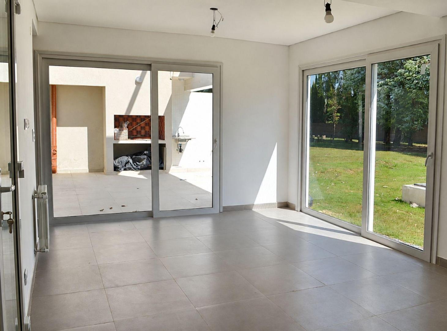 Foto de CASA BARRIO CERRADO LUJAN - ESTANDAR EUROPEO, imagen 5