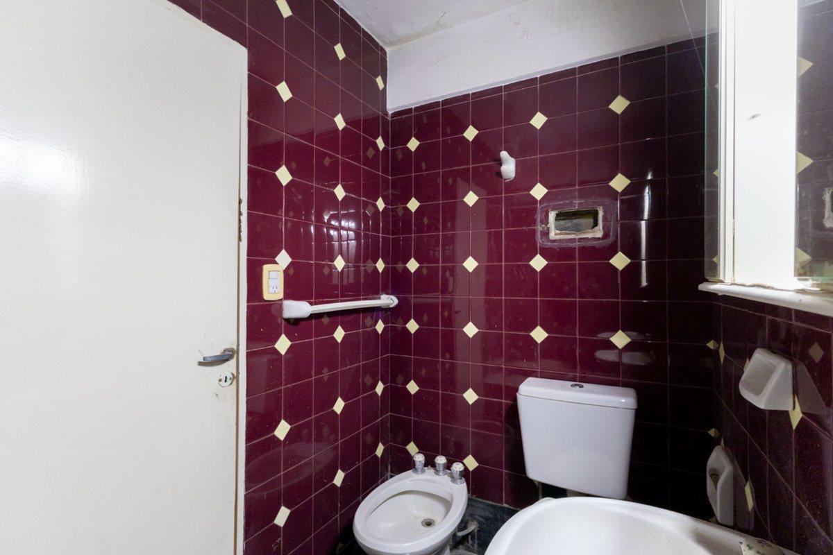 Foto de VENTA DEPARTAMENTO 3 AMBIENTES LUMINOSO BALCON, imagen 3