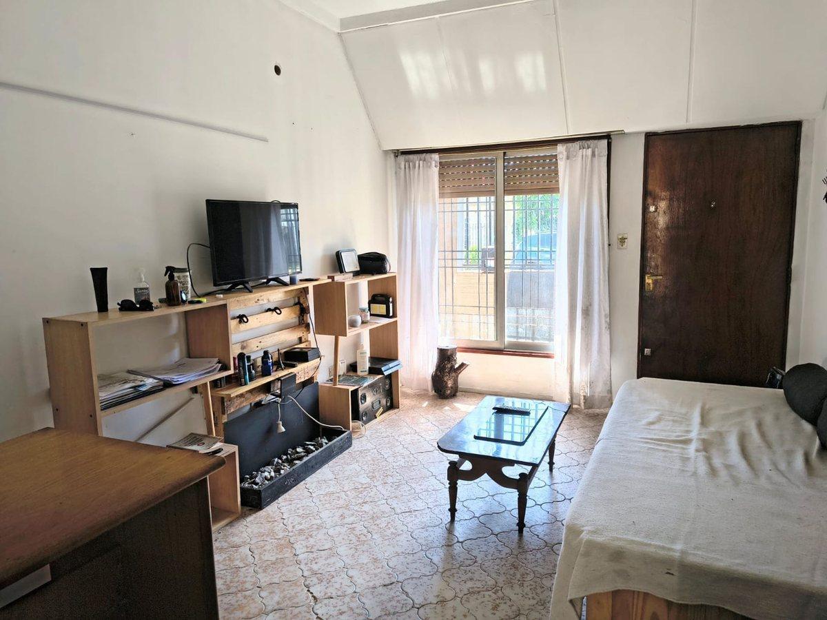 Foto de Venta Casa 3 amb a Refaccionar Lote Propio 10x21, imagen 3