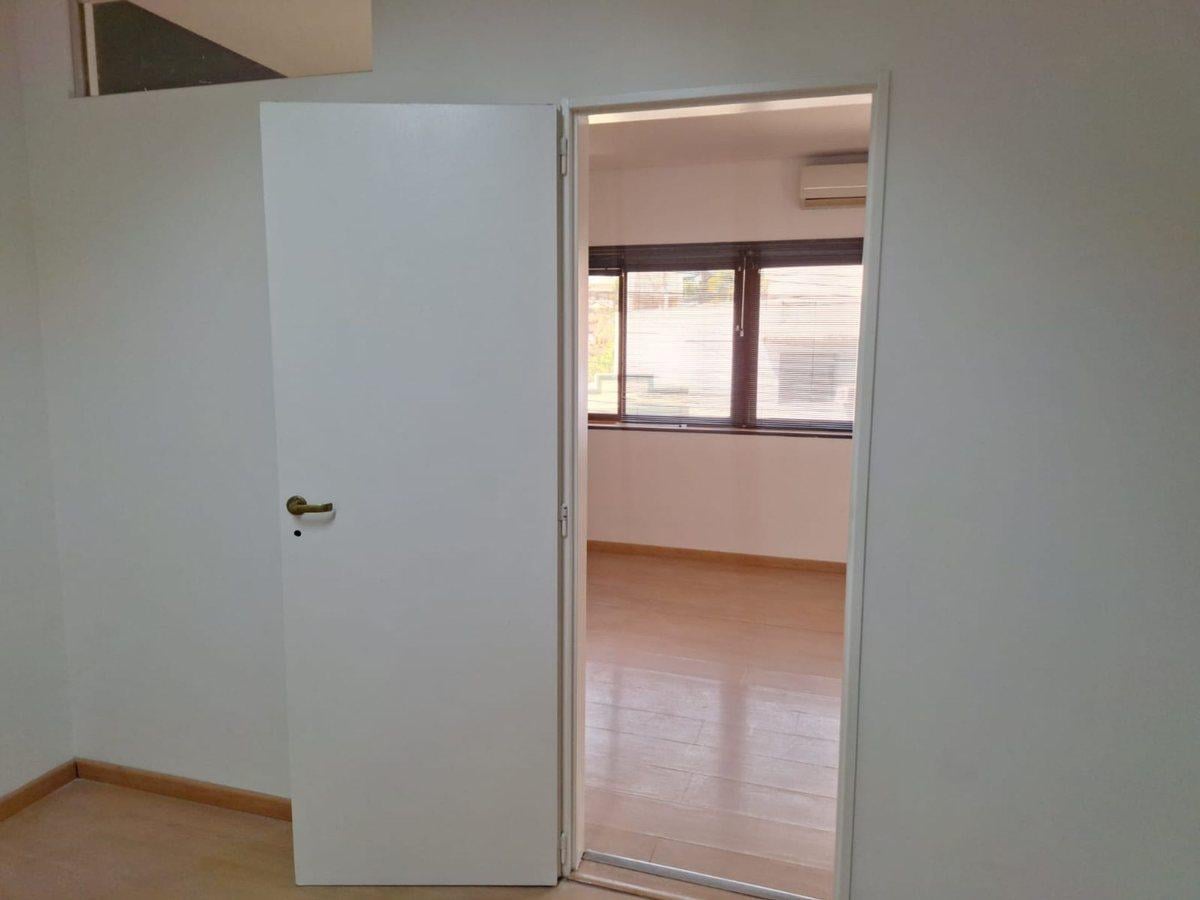 Foto de OFICINA O CONSULTORIO EN EL CENTRO DE RAMOS MEJIA, imagen 1