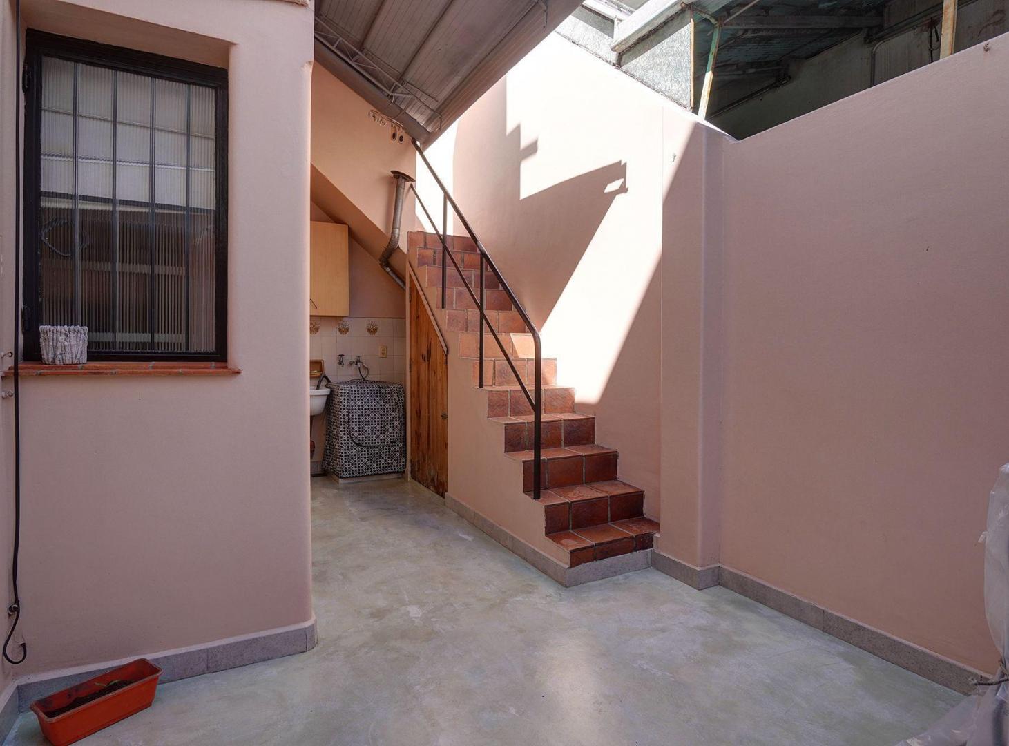 Foto de VENTA PH TIPO CASA 5 AMB Villa del Parque COCHERA, imagen 5