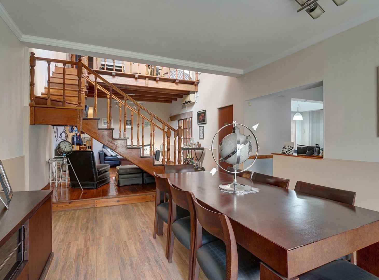 Foto de Venta Casa 6 Ambientes Flores, imagen 1