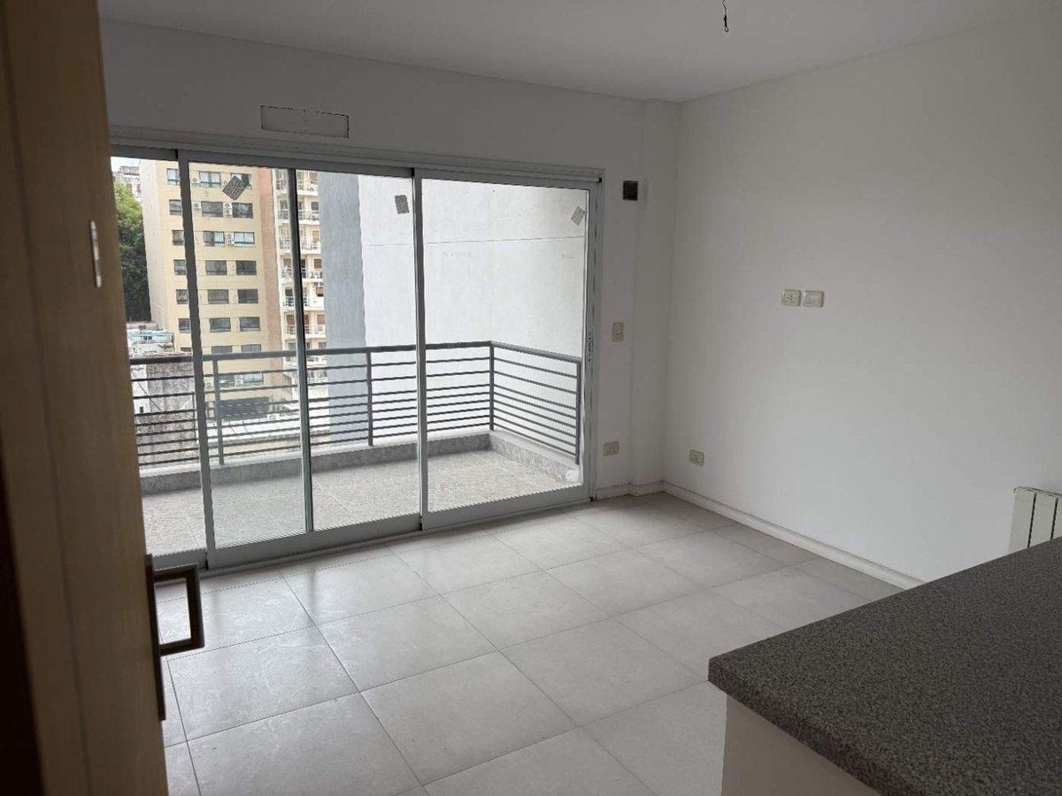 Foto de VENTA DEPARTAMENTO 2 AMB A ESTRENAR BALCON FLORES, imagen 1