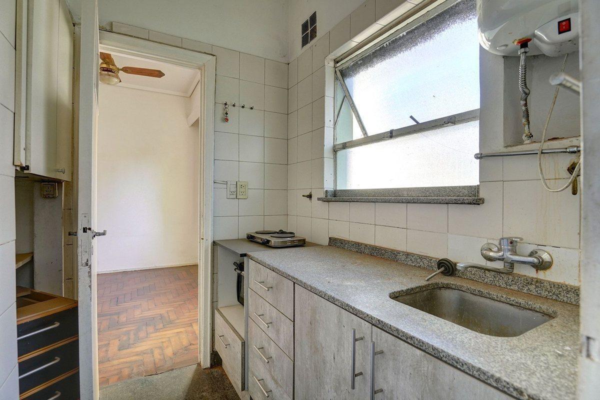 Foto de VENTA DEPARTAMENTO 2 AMBIENTES FLORES LUMINOSO, imagen 5