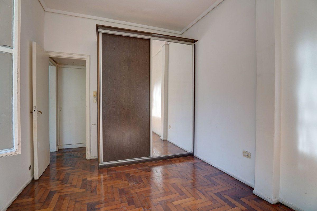 Foto de VENTA DEPARTAMENTO 2 AMBIENTES FLORES LUMINOSO, imagen 1