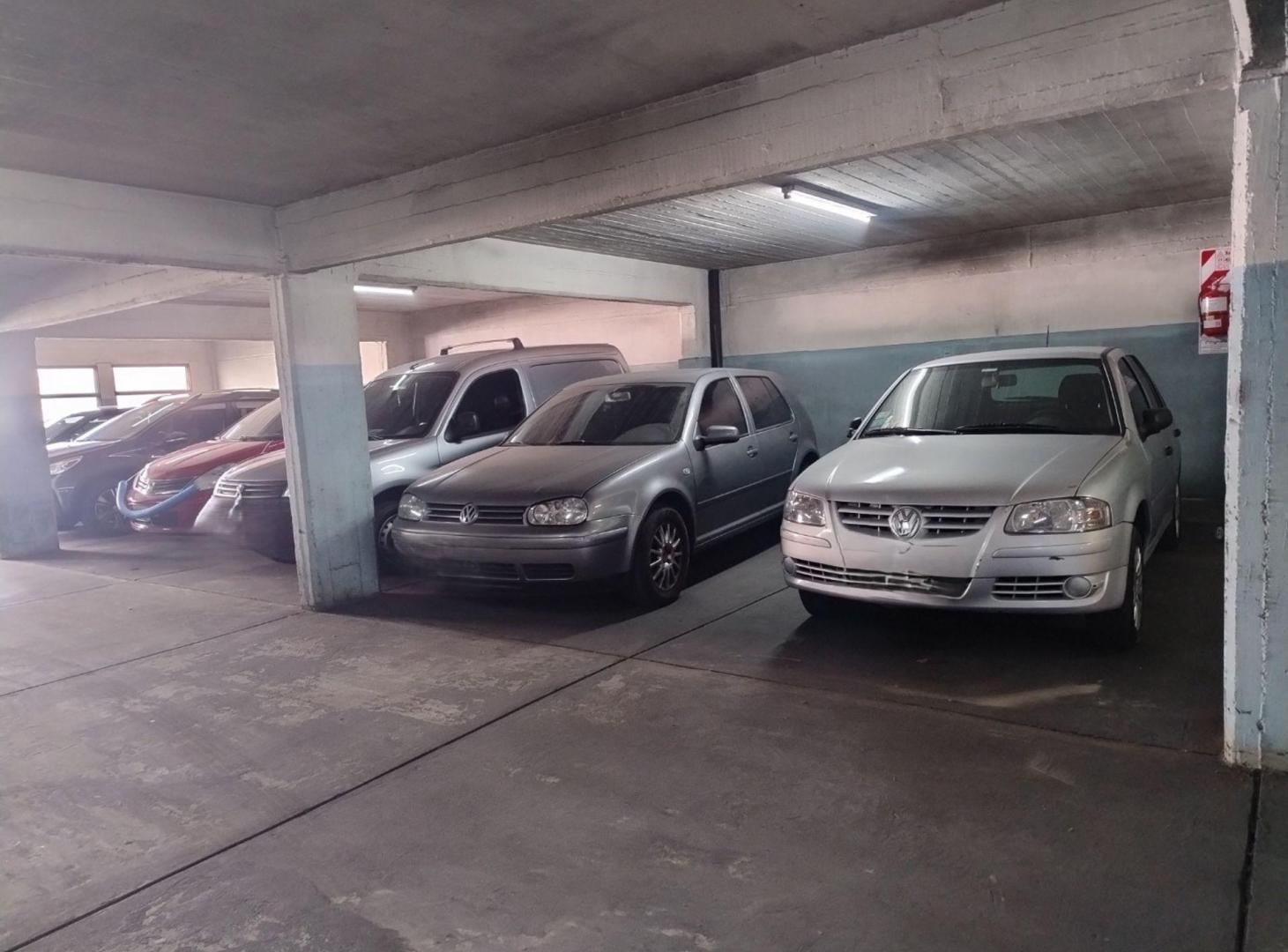 Foto de VENTA COCHERA EN CABALLITO, imagen 3