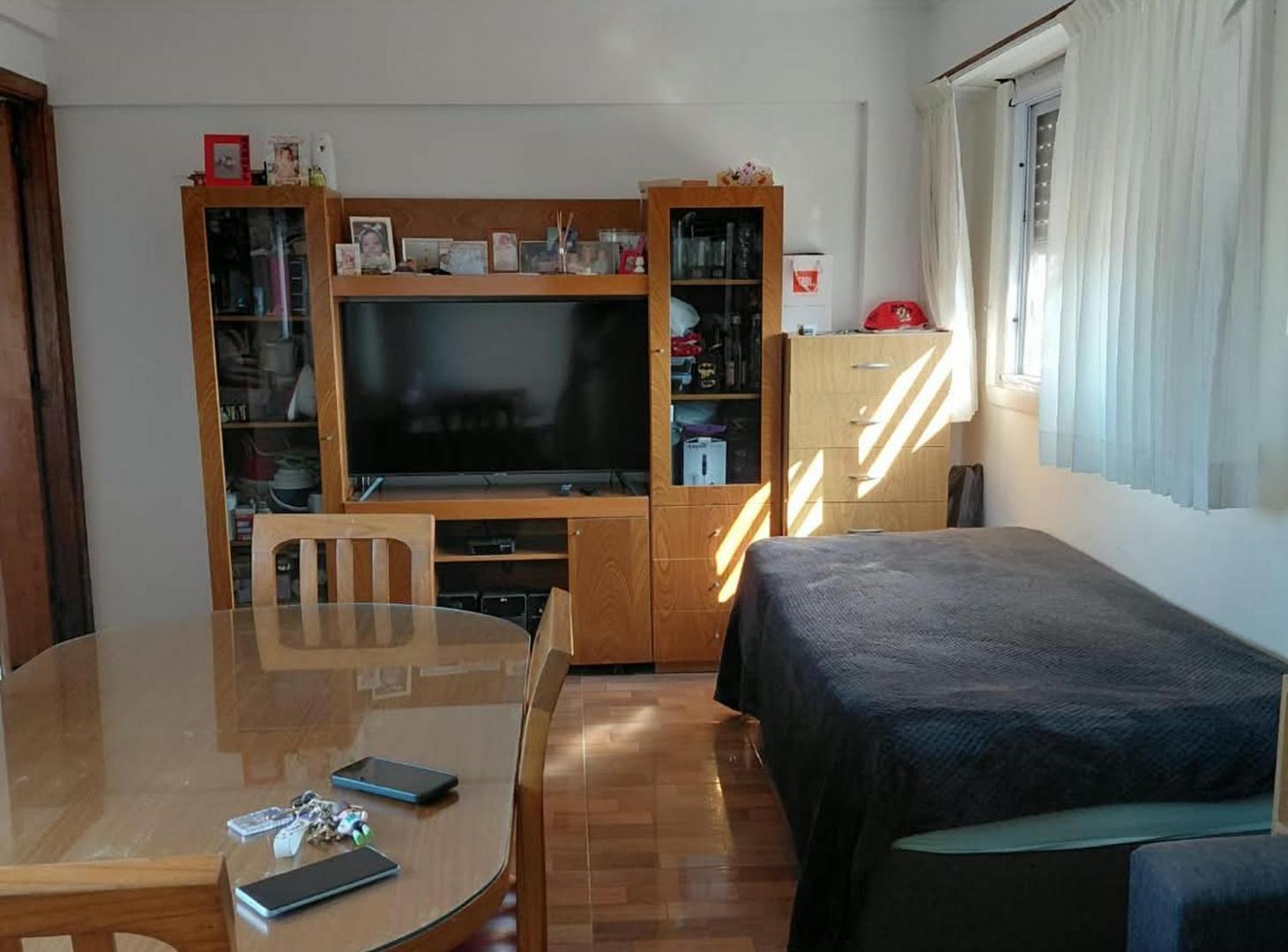 Foto de VENTA 2 AMBIENTES TERRAZA P. PATRICIOS A/ CREDITO, imagen 1