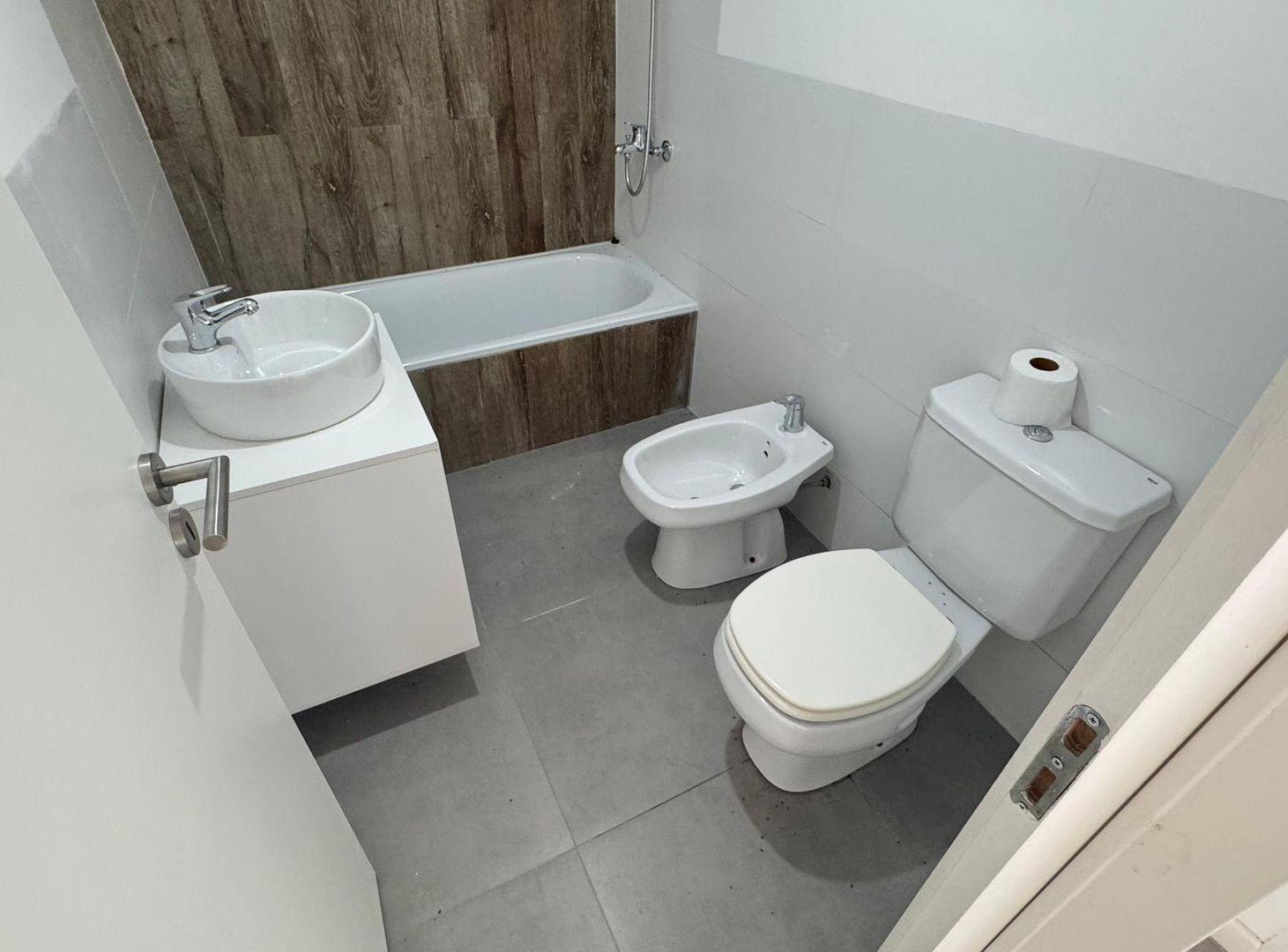 Foto de VENTA DEPARTAMENTO 2 AMBIENTES CON BALCON ALMAGRO, imagen 5