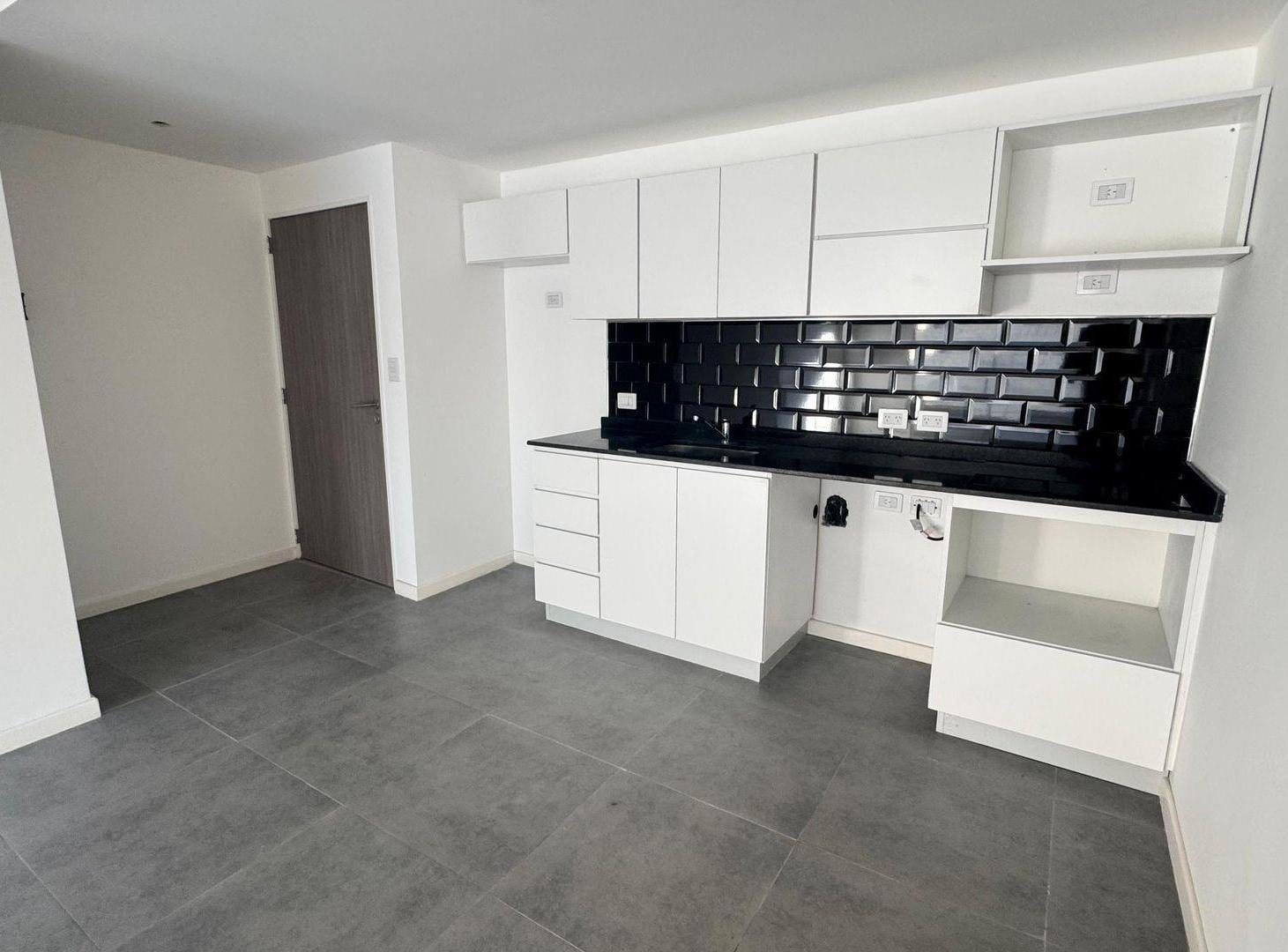 Foto de VENTA DEPARTAMENTO 2 AMBIENTES CON BALCON ALMAGRO, imagen 1