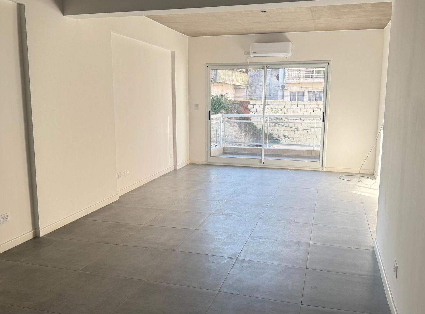 Foto de VENTA DEPARTAMENTO 2 AMBIENTES CON BALCON ALMAGRO, imagen 3