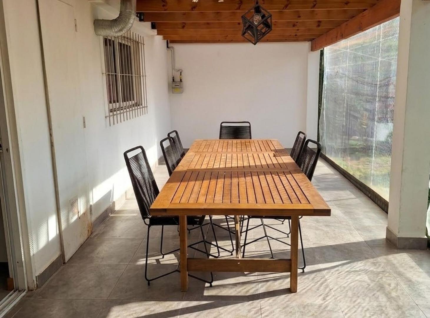 Foto de CASA TRES AMB RECICLADA GALERIA Y PISCINA EN PILAR, imagen 2