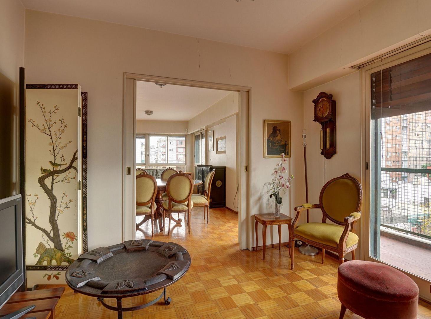 Foto de VENTA PISO 5 AMBIENTES CABALLITO 2 COCHERA BAULERA, imagen 3
