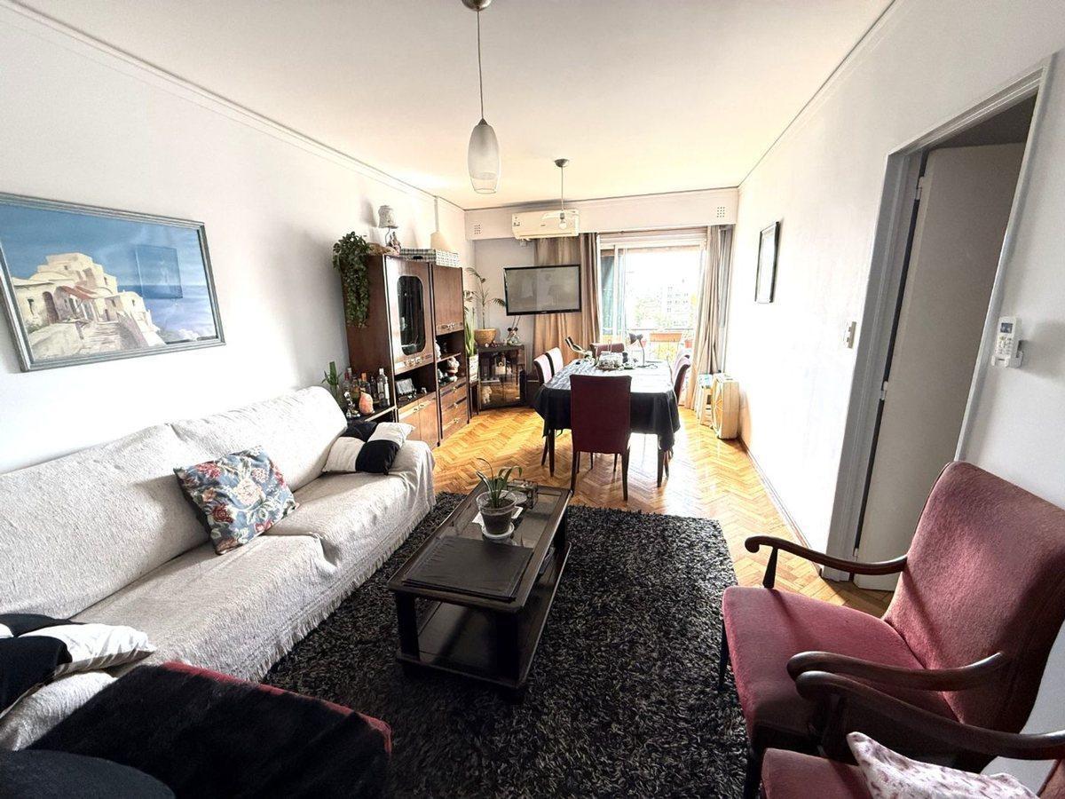 Foto de Depatamento en venta 4 ambientes en flores balcón, imagen 2