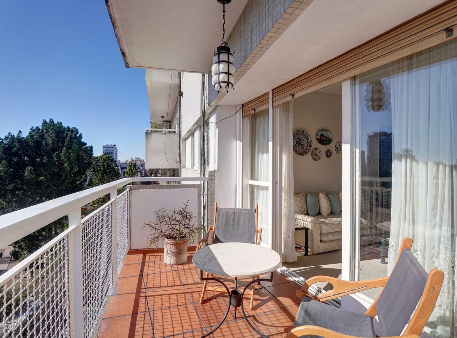 Foto de Venta 4 ambientes balcon frente Parque Rivadavia, imagen 5