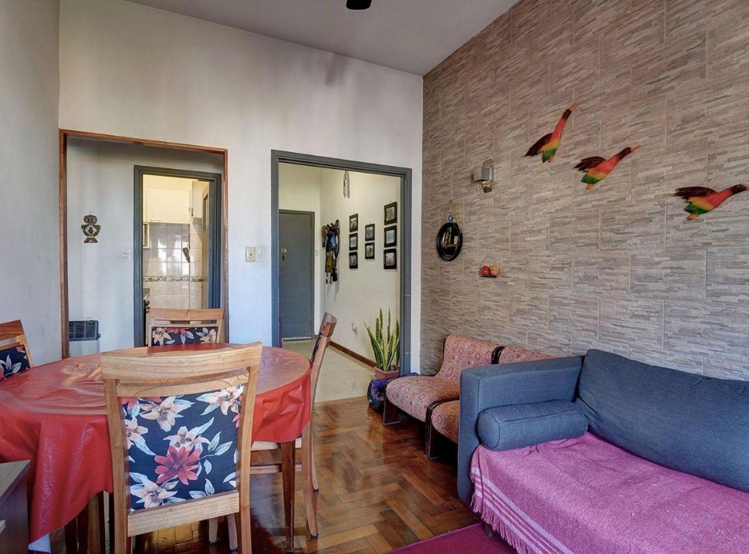 Foto de Venta PH 3 ambientes con Patio Balcón P Chacabuco, imagen 5