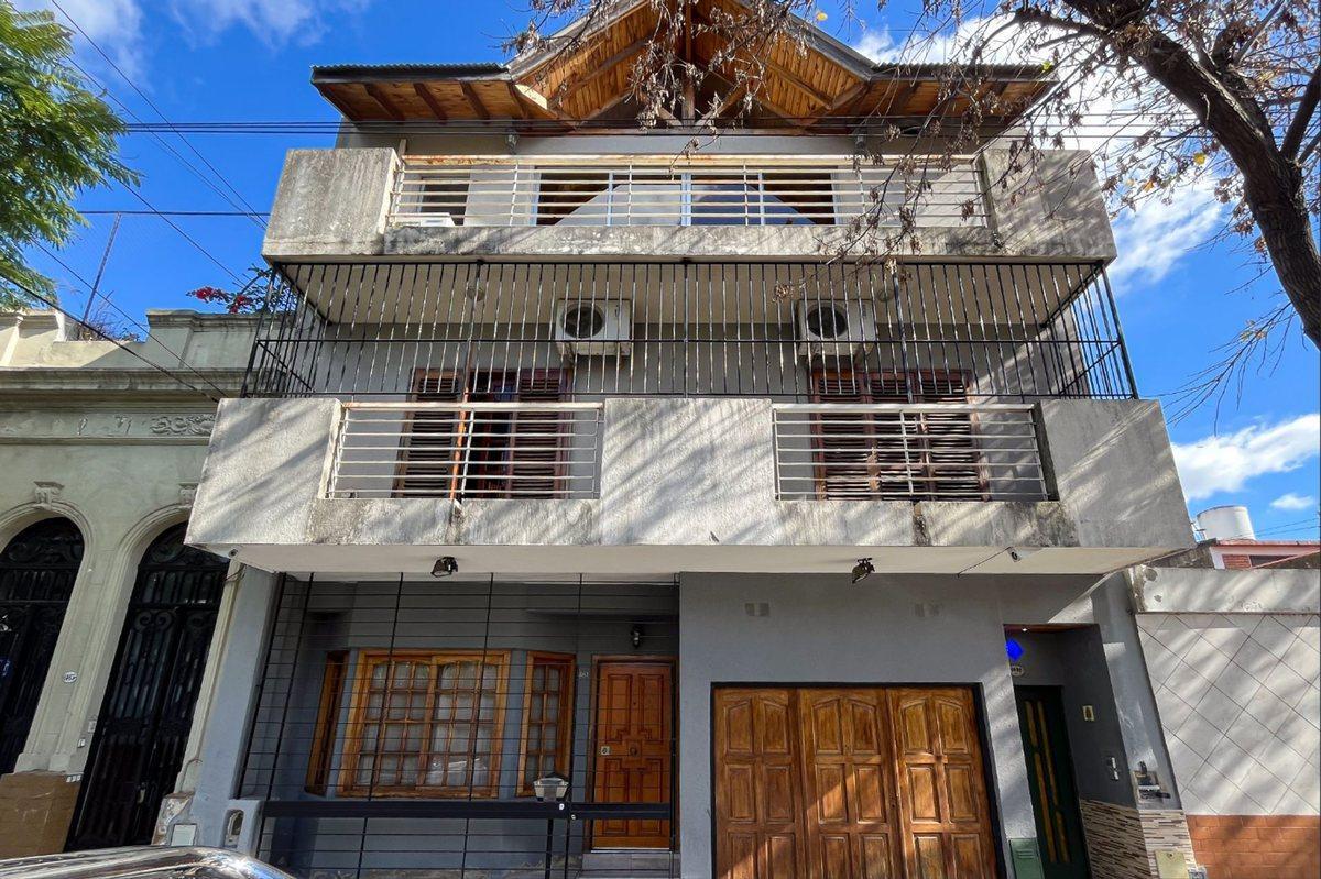 Foto de VENTA PH PARQUE CHACABUCO 5 AMB QUINCHO COCHERA, imagen 2