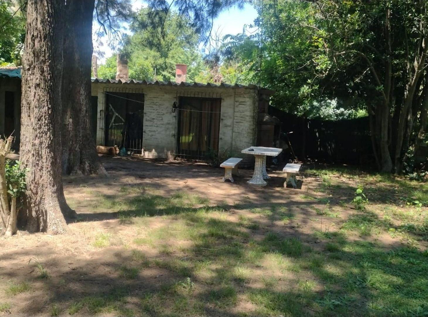 Foto de Venta terreno amplio con mejoras Luis Guillón, imagen 4