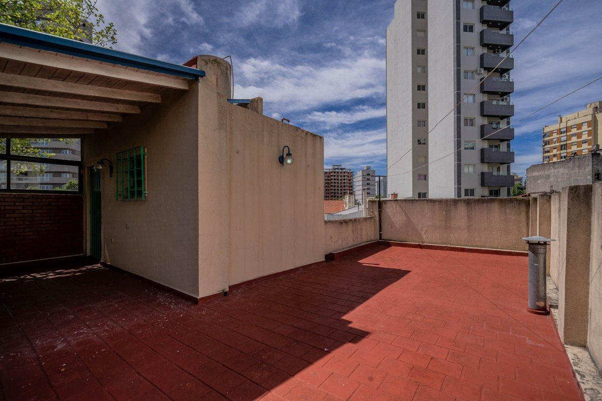 Foto de CASA 4 AMBIENTES EN VENTA LANUS ESTE CON TERRAZA, imagen 5