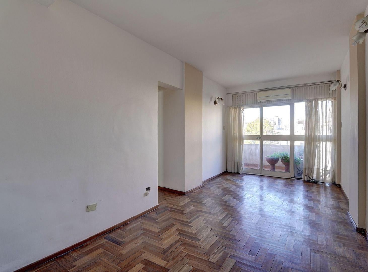 Foto de VENTA DEPARTAMENTO 4 AMBIENTES SAN CRISTOBAL, imagen 3