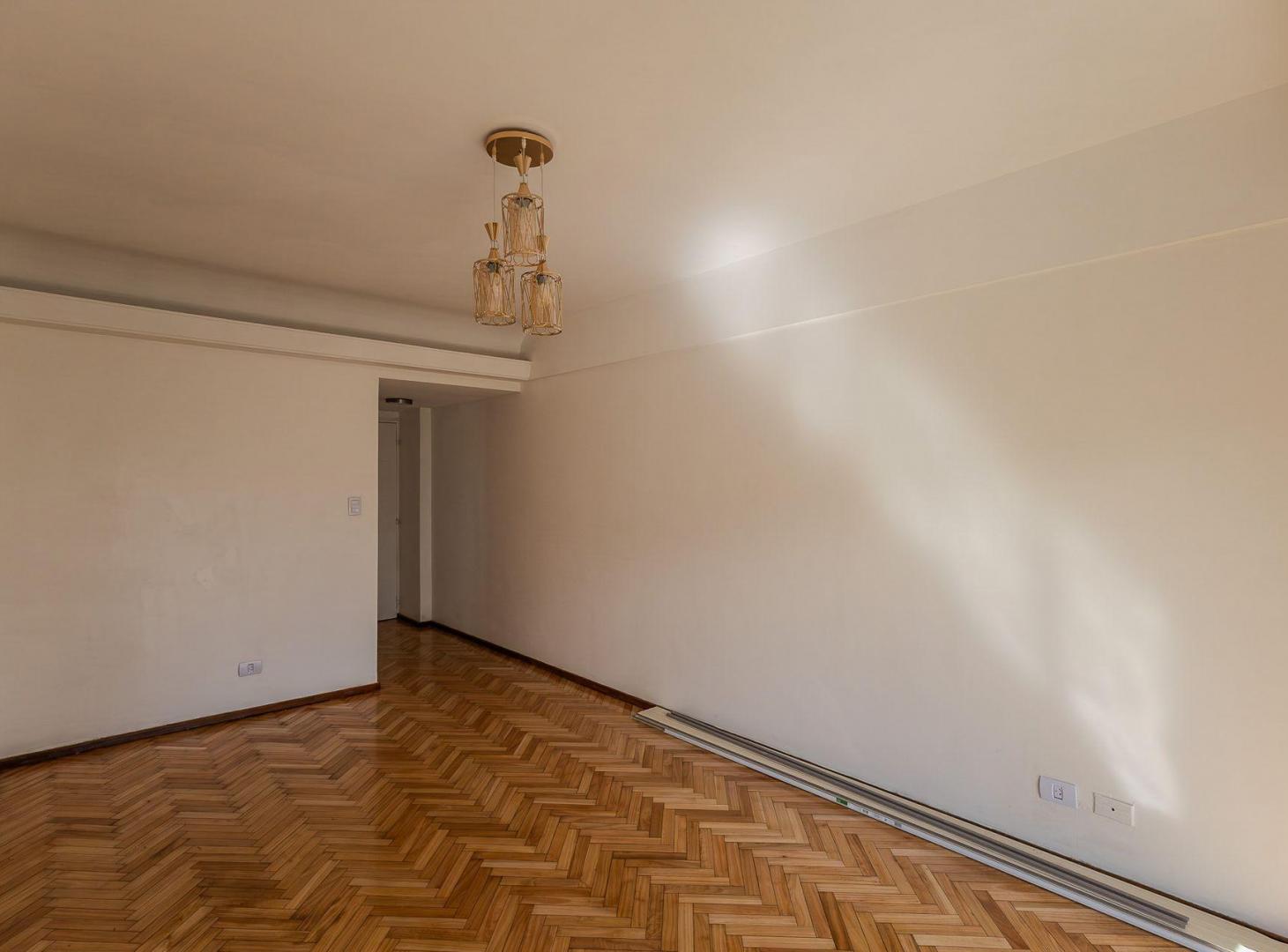 Foto de VENTA DEPARTAMENTO 3 AMBIENTES REFACCIONADO BOEDO, imagen 4