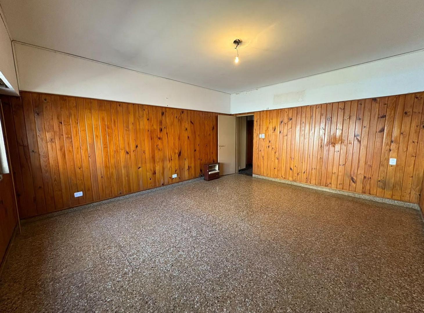 Foto de 2 PH en block | Villa Martelli | Para refaccionar, imagen 4