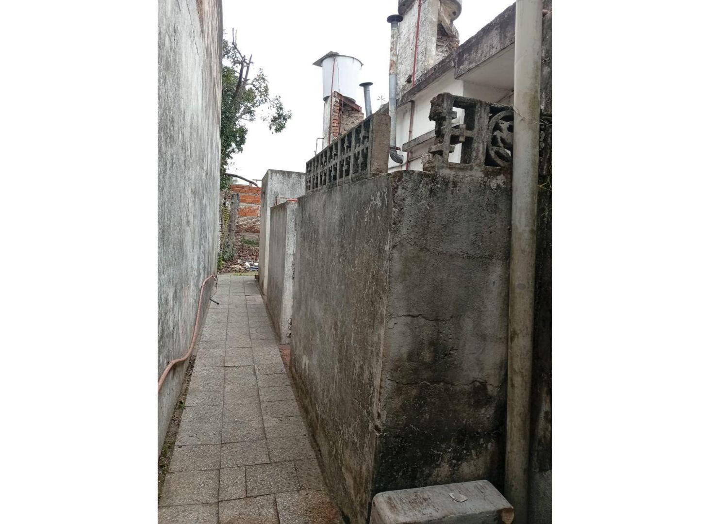Foto de VENTA 2 PH + 2 LOCALES BANFIELD 253 M² DE TERRENO, imagen 5