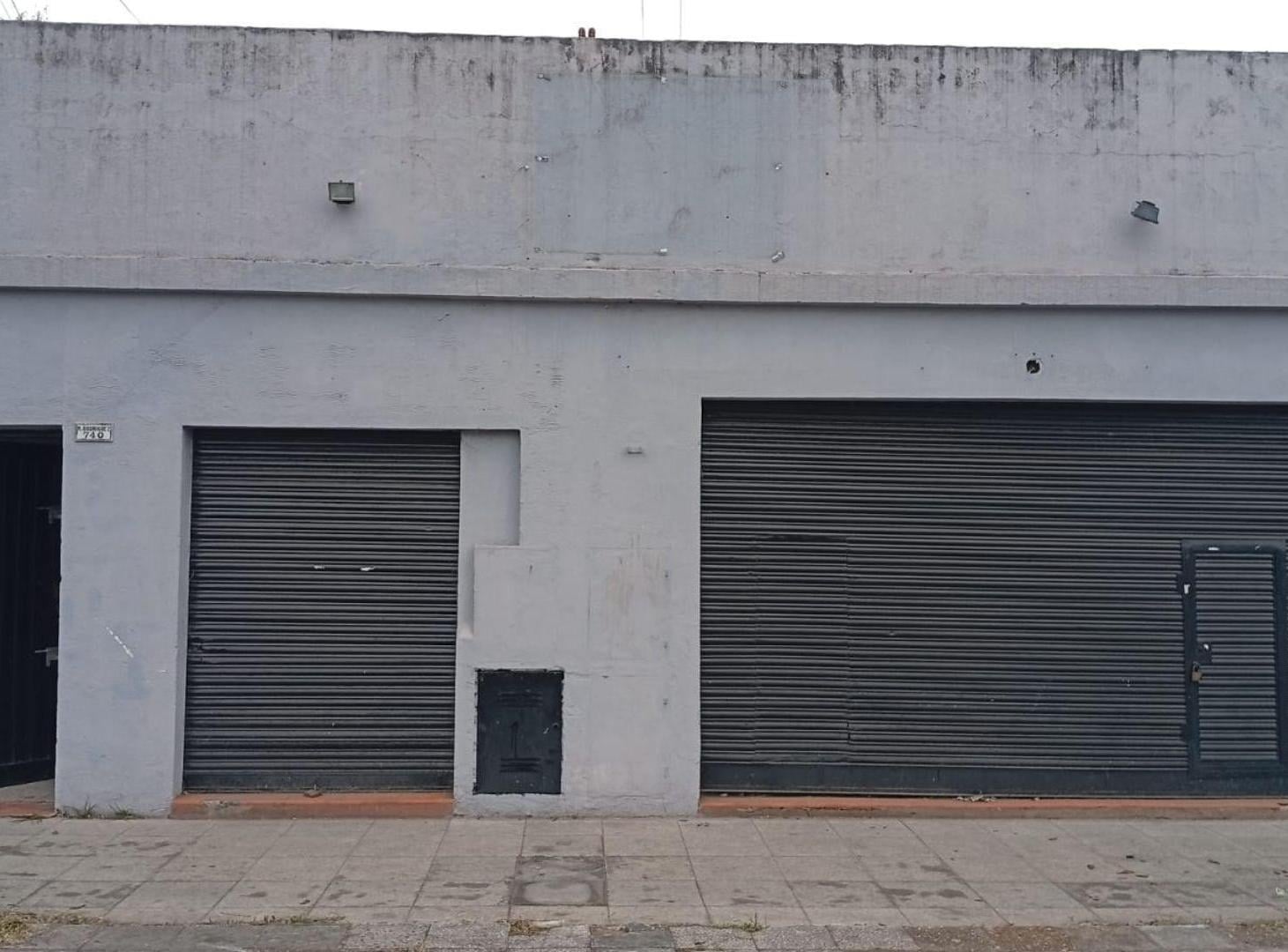 Foto de VENTA 2 PH + 2 LOCALES BANFIELD 253 M² DE TERRENO, imagen 1