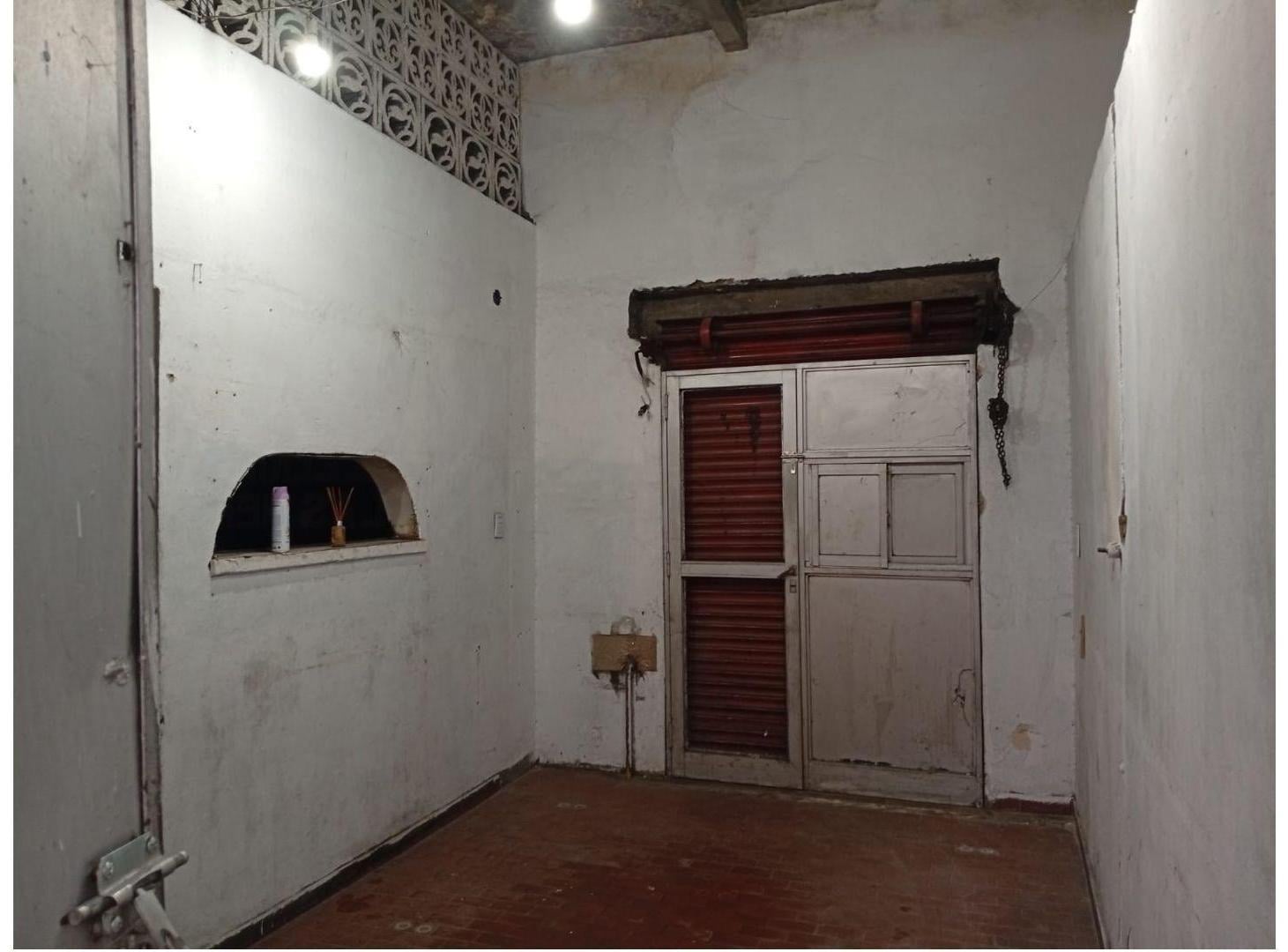 Foto de VENTA 2 PH + 2 LOCALES BANFIELD 253 M² DE TERRENO, imagen 2