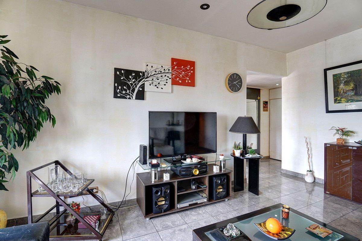 Foto de Depto 3 amb Liniers Venta fte Balcón Pileta Parque, imagen 4