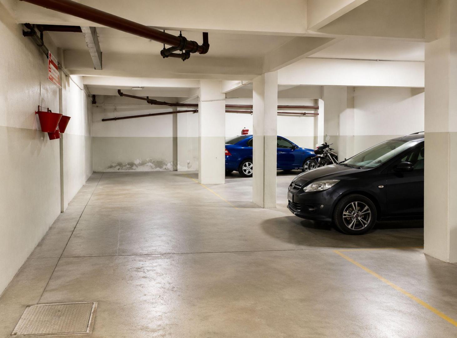 Foto de Venta Cochera doble Villa Ortuzar Fija y Cubierta, imagen 1