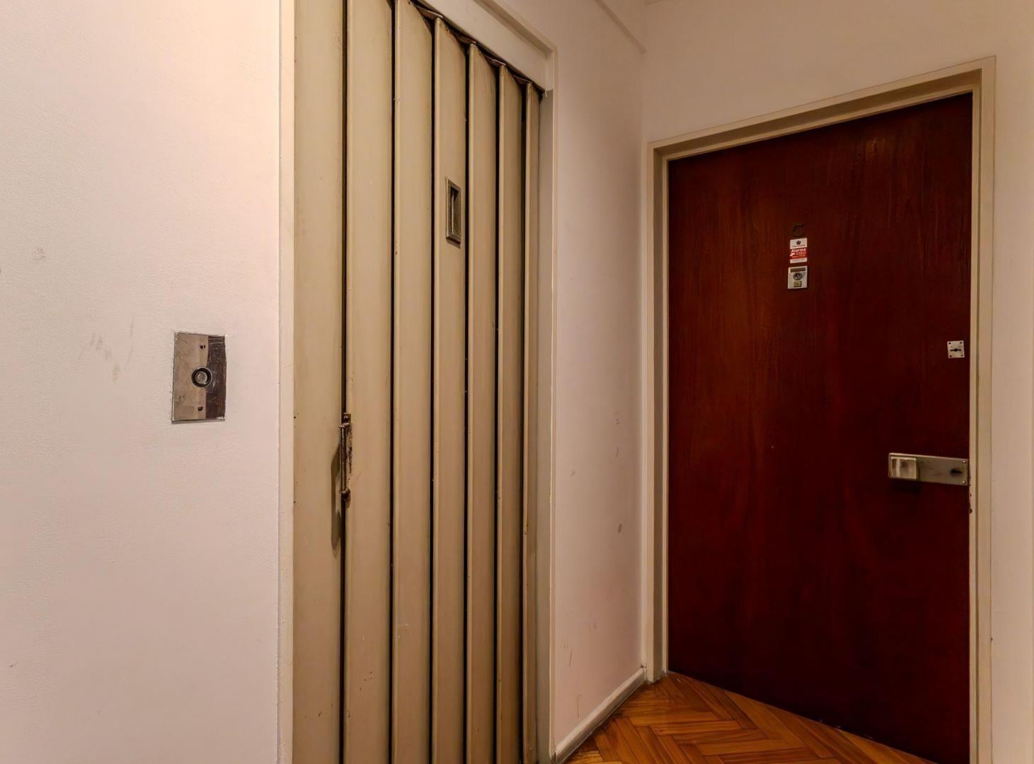 Foto de Venta Monoambiente Colegiales con balcón.Cochera, imagen 2