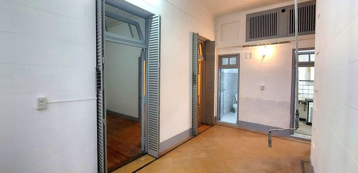 Foto de VENTA DEPARTAMENTO PB 53M2 SALTA Y GARAY con PATIO, imagen 4