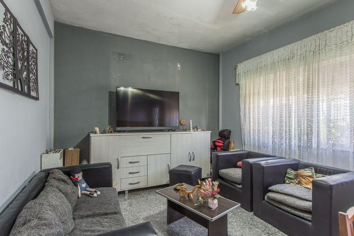 Foto de VENTA CASA 3 AMB + DPTO MONOAMB + GALPON . TABLADA, imagen 3