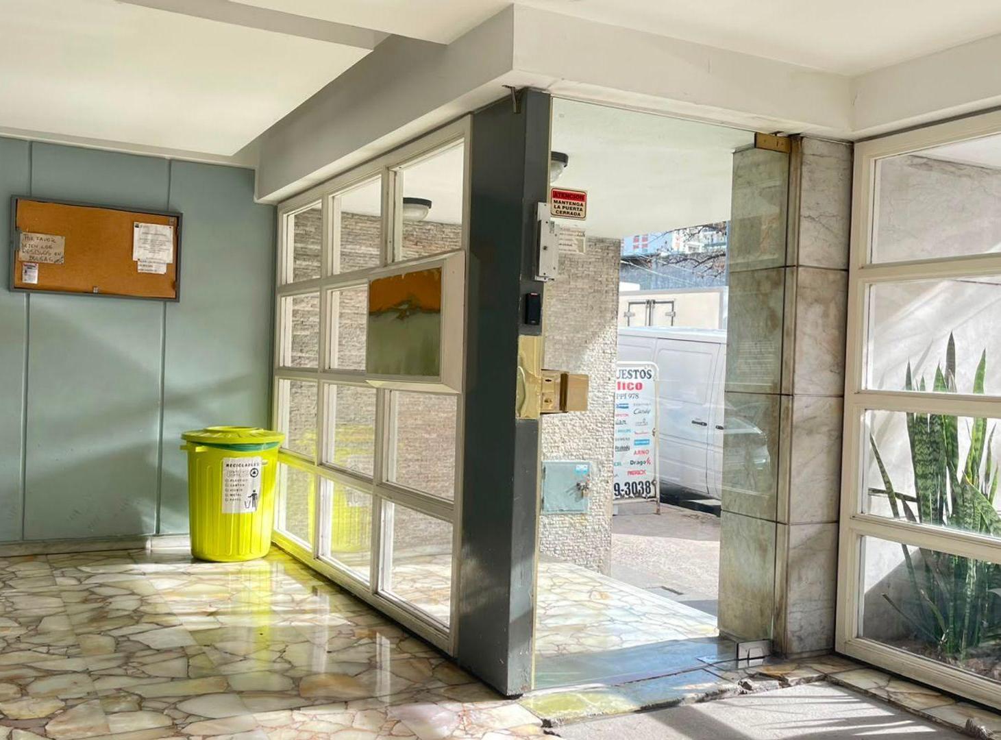 Foto de VENTA DEPARTAMENTO 2 AMB. POMPEYA A MTS. METROBUS, imagen 4