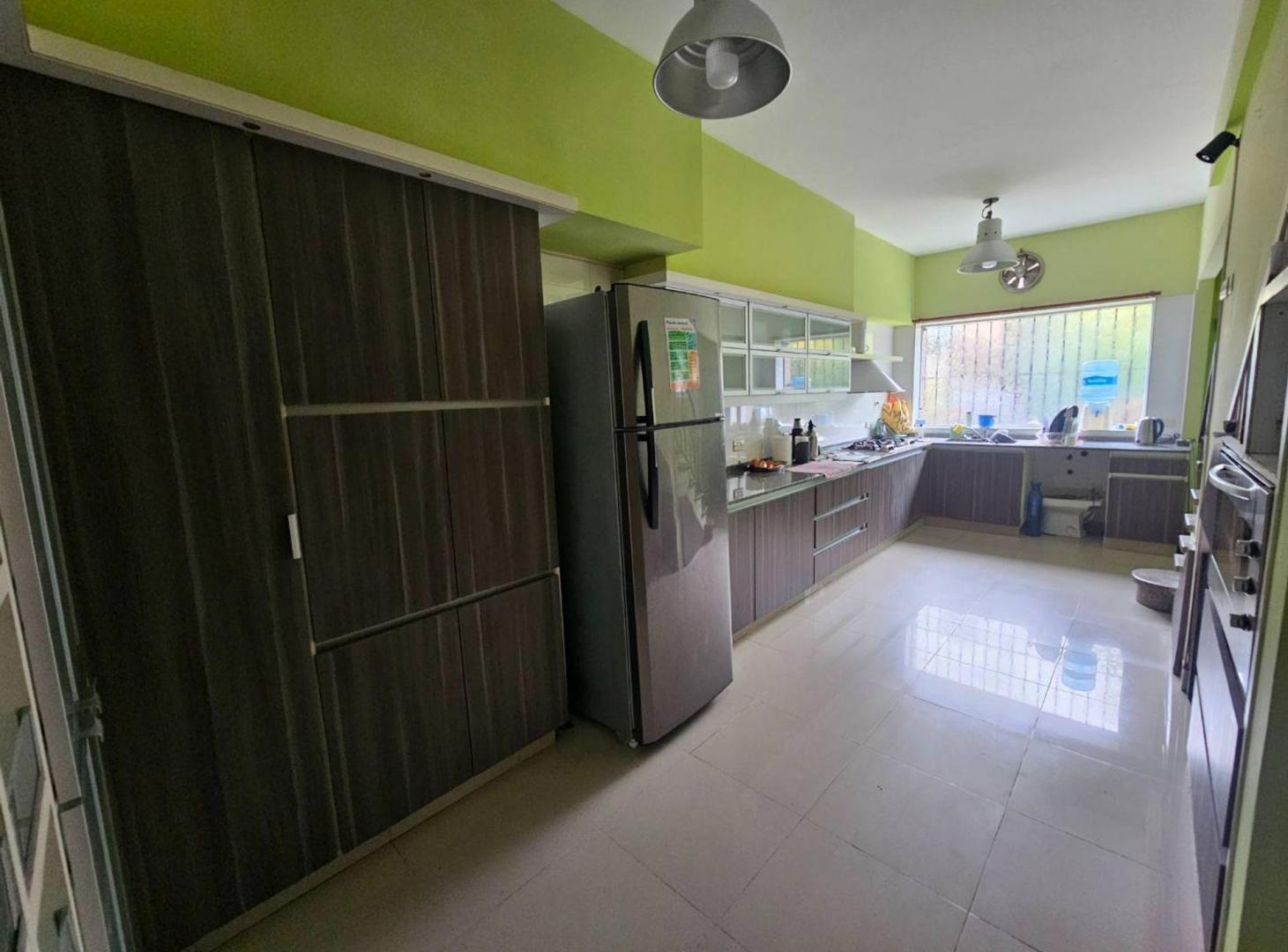 Foto de VENTA DE CASA 5 AMBIENTES JARDIN PATIO COCHERAS, imagen 5