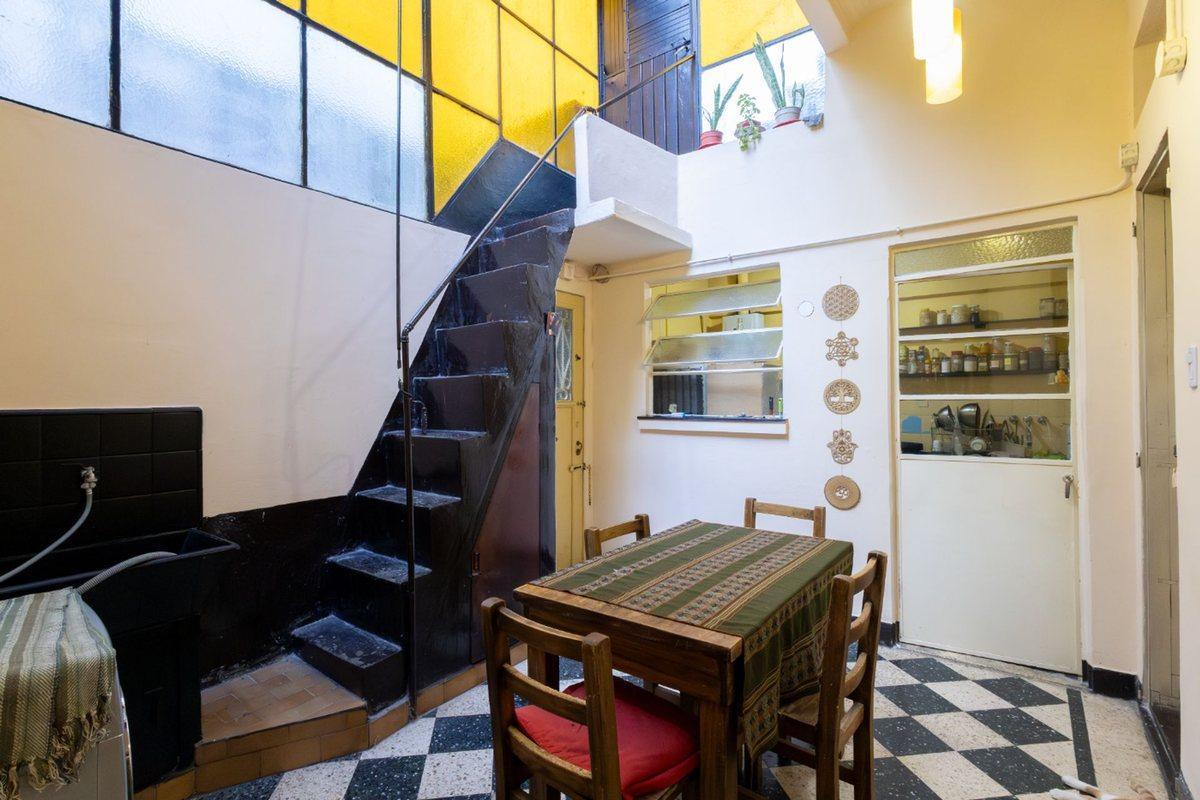 Foto de VENTA PH PARQUE CHACABUCO SIN EXPENSAS 3 AMBIENTES, imagen 1