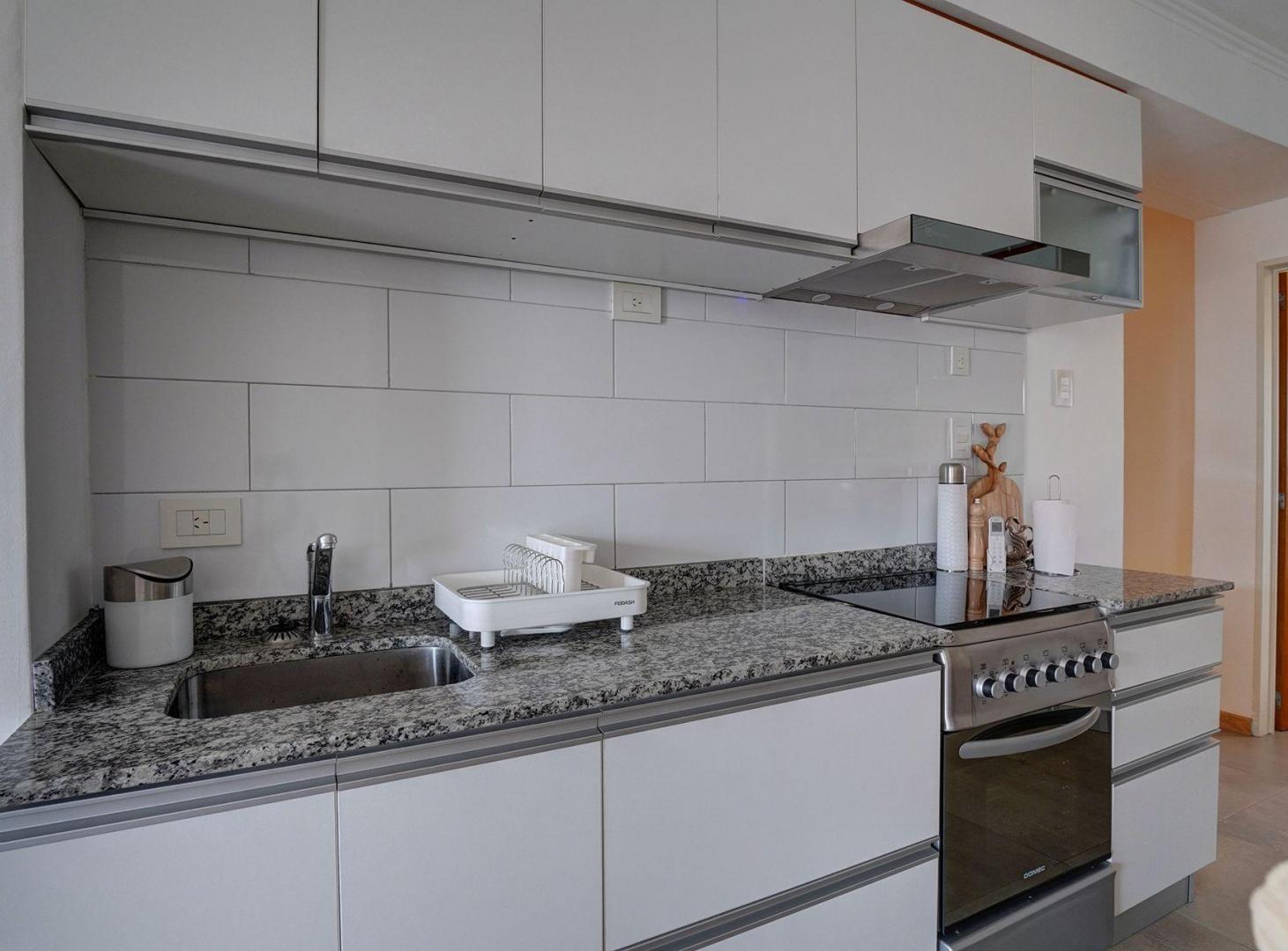 Foto de VENTA DEPARTAMENTO 2 AMBIENTES PARQUE PATRICIOS, imagen 3