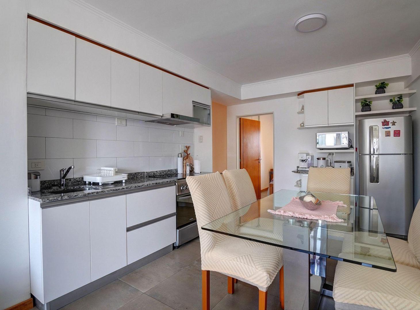 Foto de VENTA DEPARTAMENTO 2 AMBIENTES PARQUE PATRICIOS, imagen 2