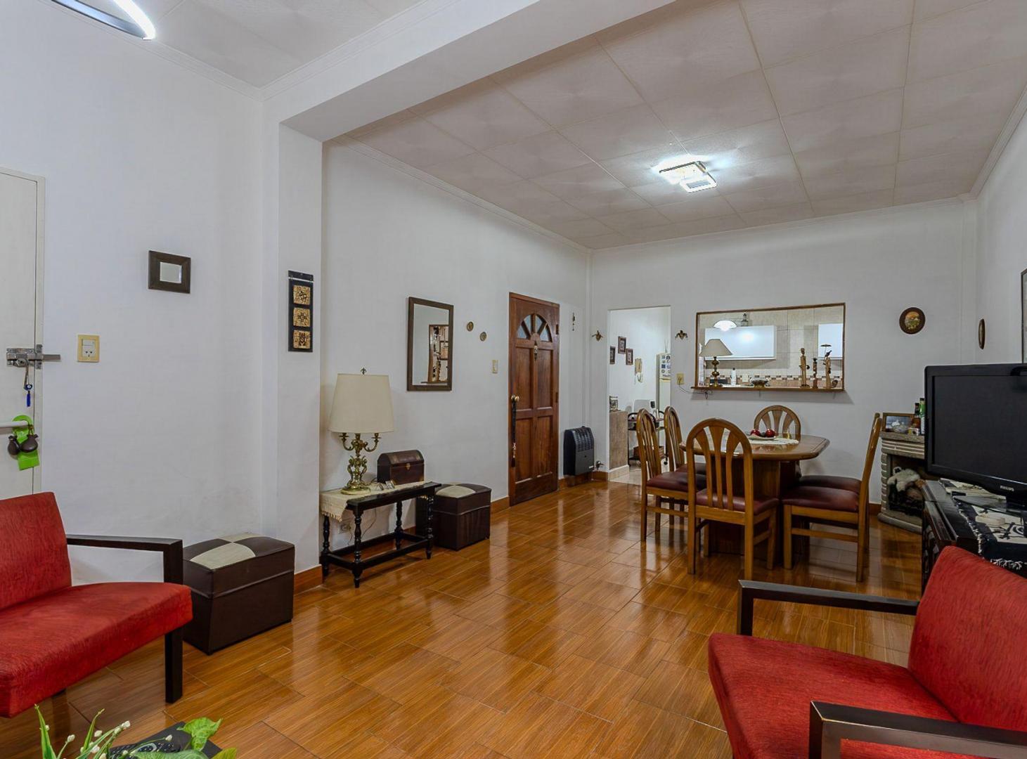 Foto de VENTA PH PARRILLA TERRAZA PROPIA SIN EXPENSAS, imagen 4