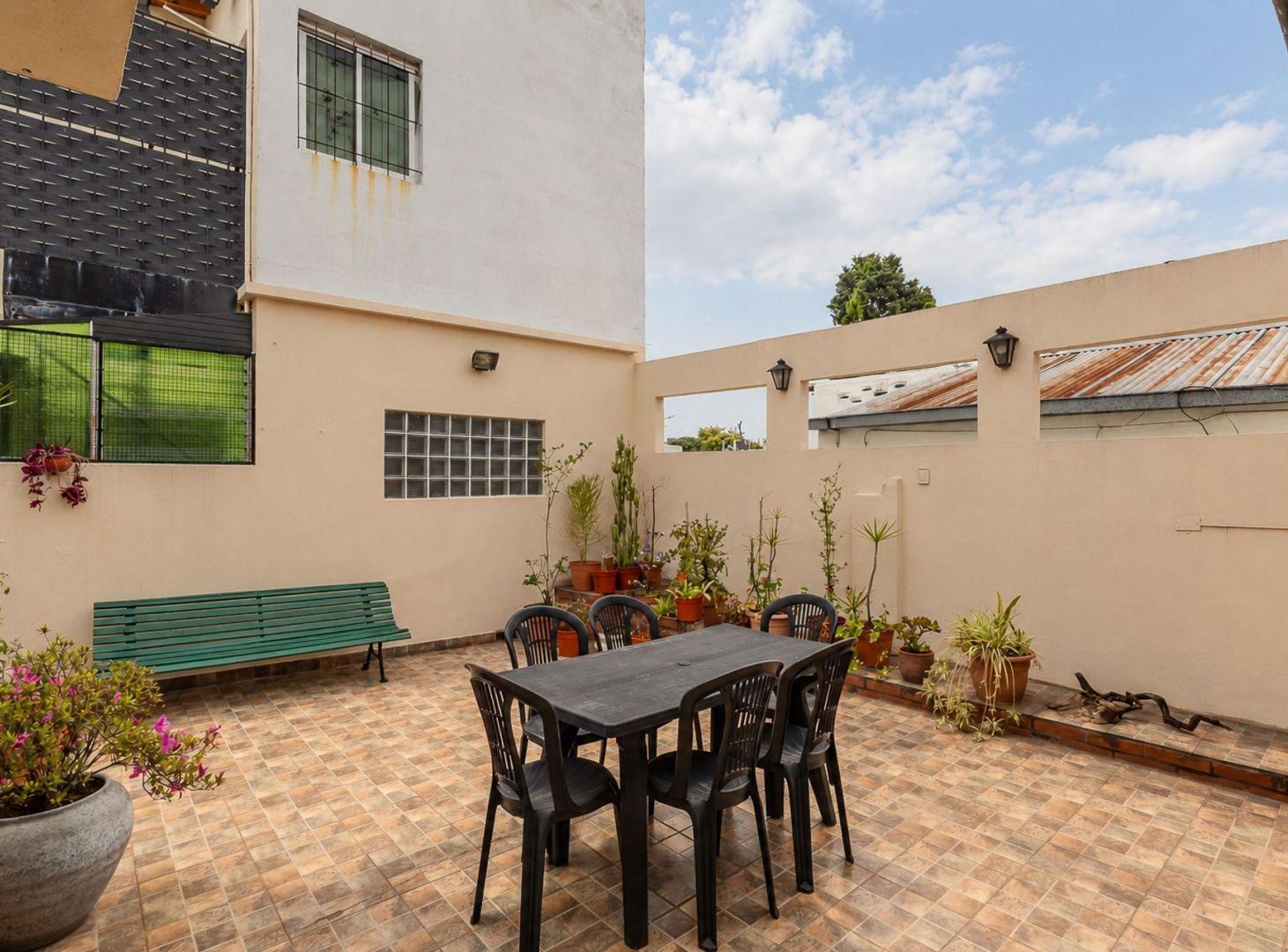 Foto de VENTA PH PARRILLA TERRAZA PROPIA SIN EXPENSAS, imagen 2
