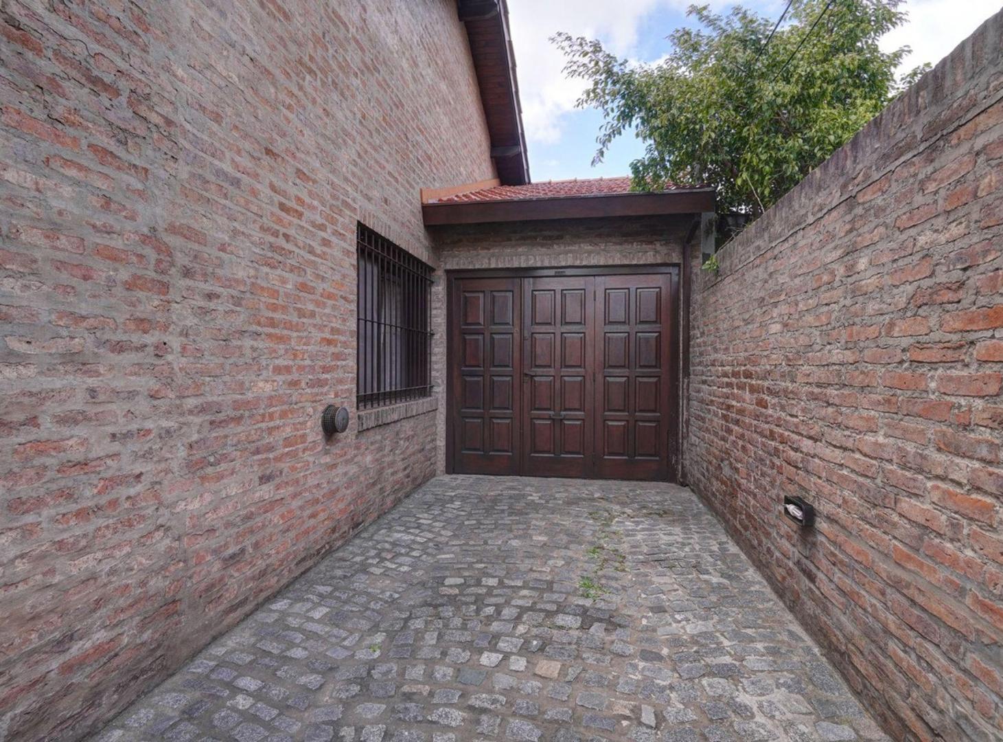 Foto de VENTA CASA 6 AMBIENTES RAMOS MEJIA APTO CREDITO, imagen 4