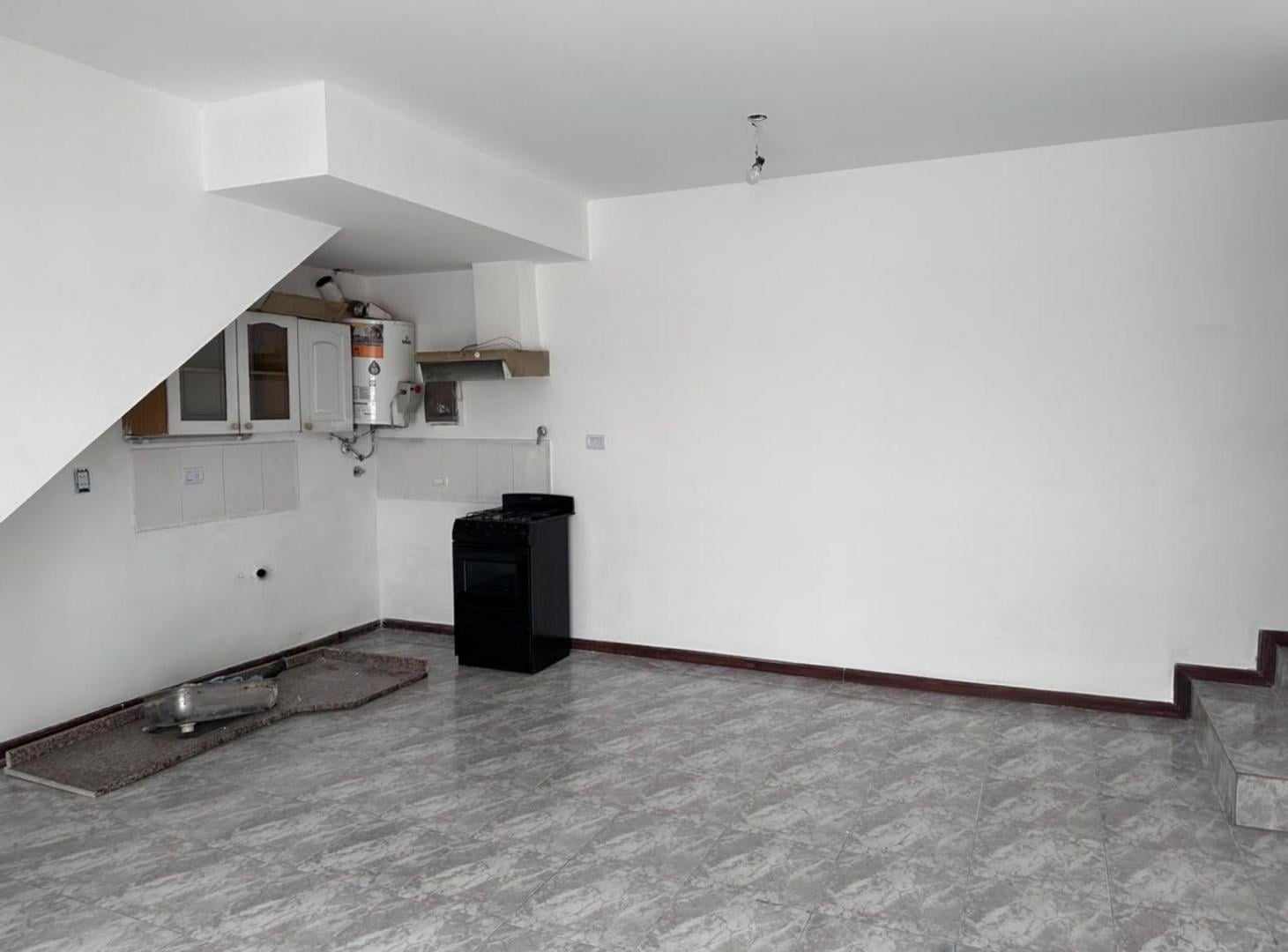 Foto de VENTA PH 2 AMB LUMINOSO CON PATIO VILLA SANTA RITA, imagen 5