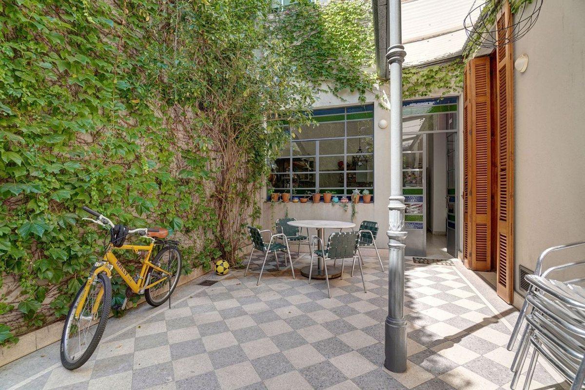 Foto de CASA EN VENTA CABALLITO CON TERRAZA PATIO Y SOTANO, imagen 1